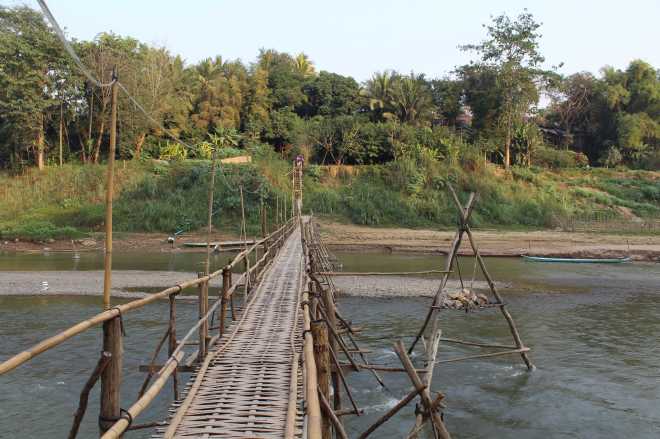 Luang Prabang, Old Town 2 - 3