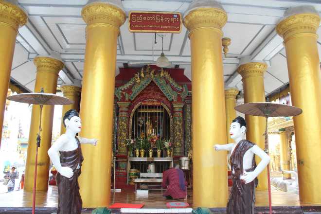 Yangon, Shwedagon Pagoda - 21