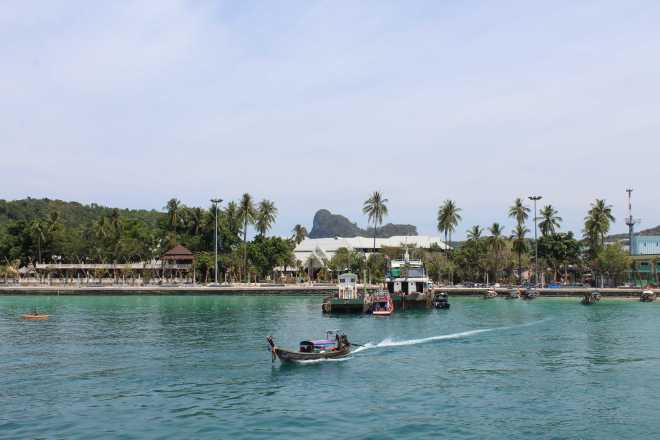 Andaman Sea, Ko Phi Phi - 14